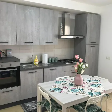 Il Timone Di Via Del Mare * سكولييتي